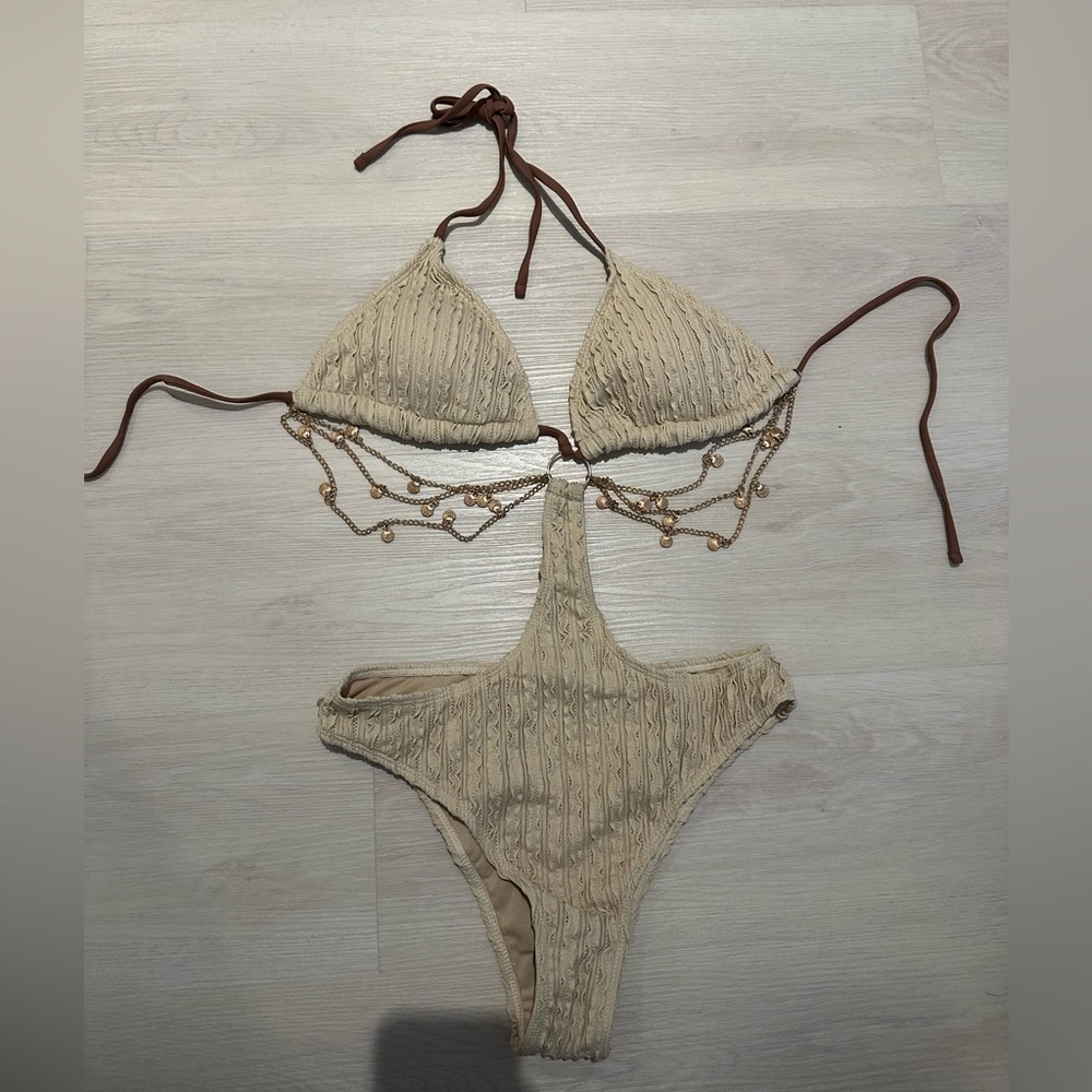 Charm one piece bathing suit